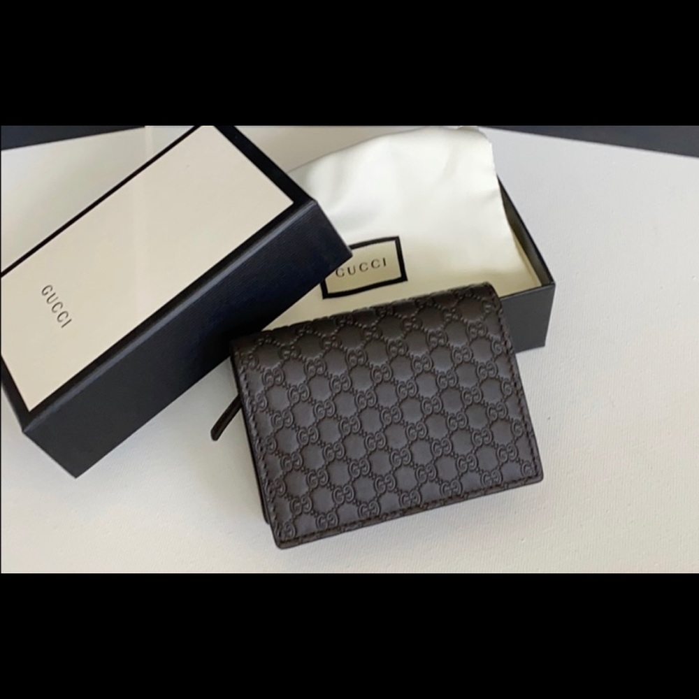 Brown Leather Gucci micro GG